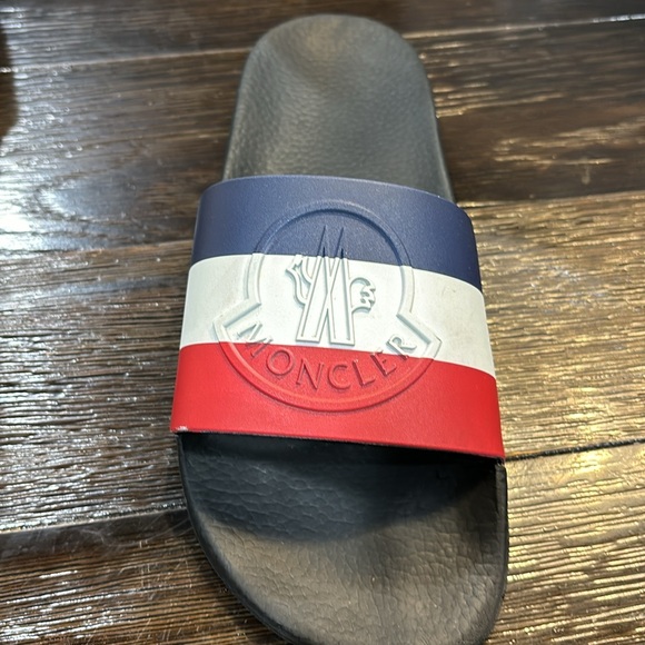 Moncler slides - Picture 3 of 6